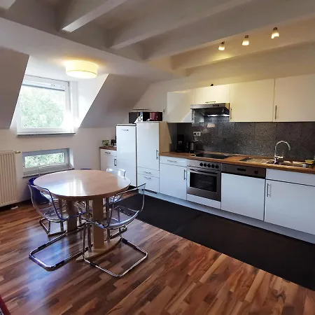 Cf15 75m2 Duplex With Ac And Balcony Apartmán