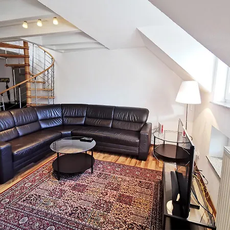 Cf15 75m2 Duplex With Ac And Balcony